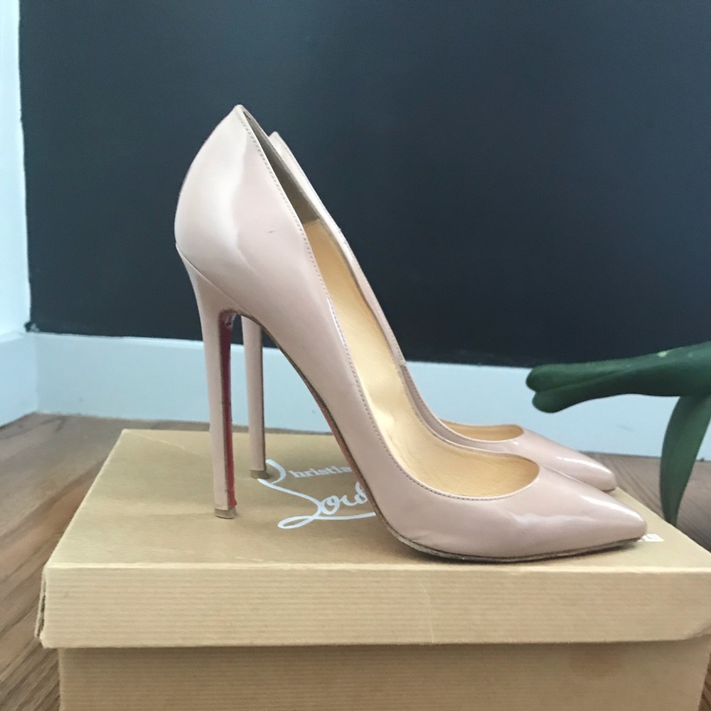Christian Louboutin Pigalle Pumps- Nude